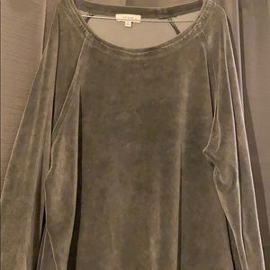 Umgee Long Sleeve Pullover 1X